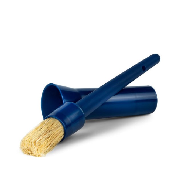 Nathalie Hoof Brush